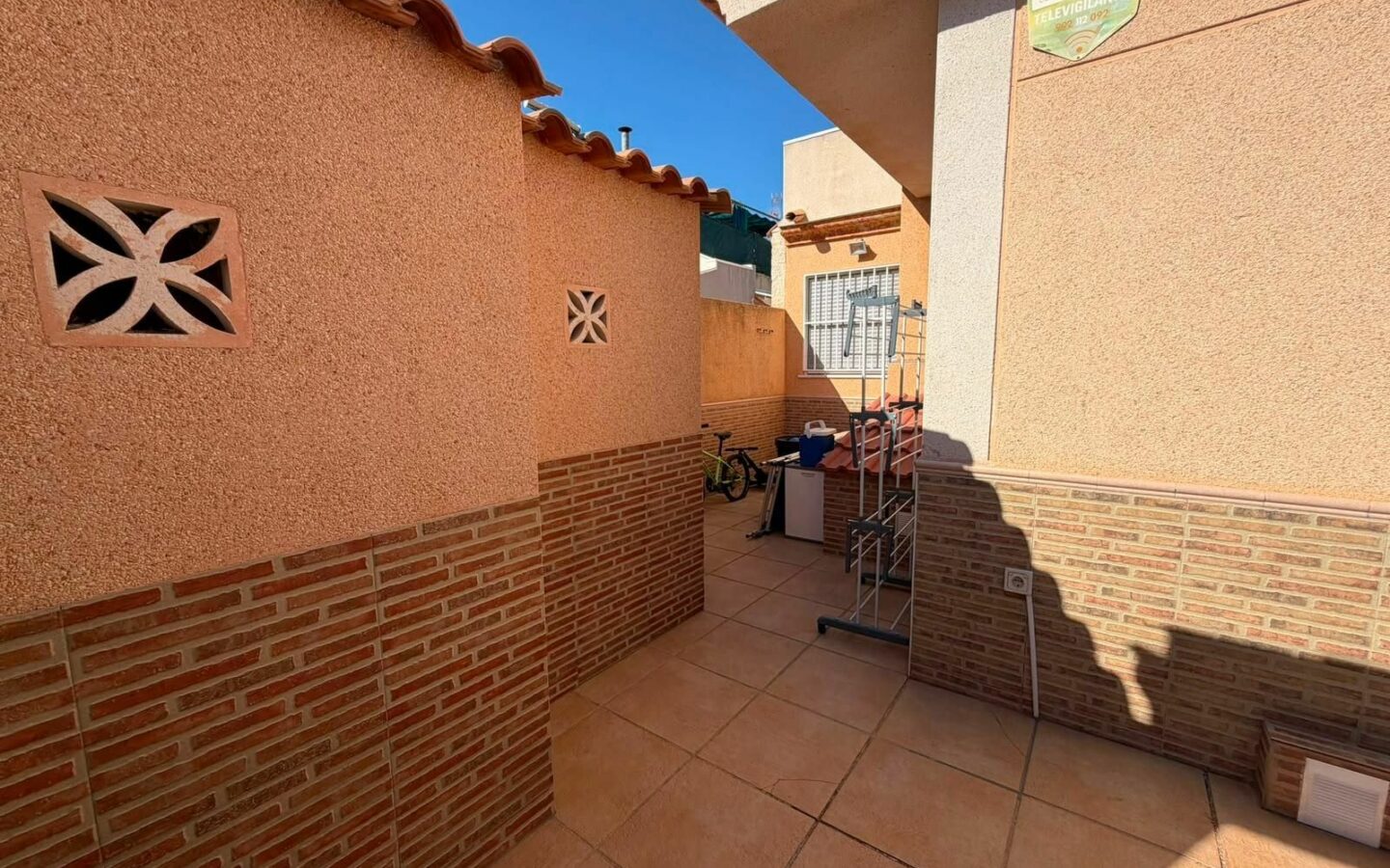 Chalet Of 150 M² In Torrevieja, Spain