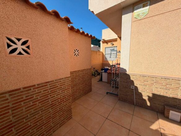 3-bedroom Quad House In Torrevieja, Spain (150 M²)
