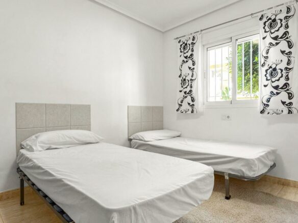 Apartment Of 102 M² In Orihuela Costa, Spain