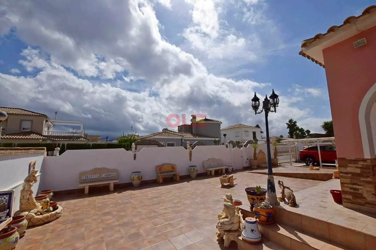 Villa Of 0 M² With Mediter Real Estate In Orihuela Costa, Spain