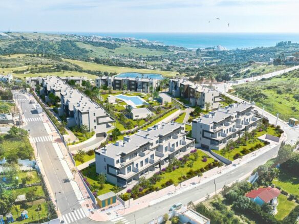 Apartment Of 95 M² In Estepona, Spain