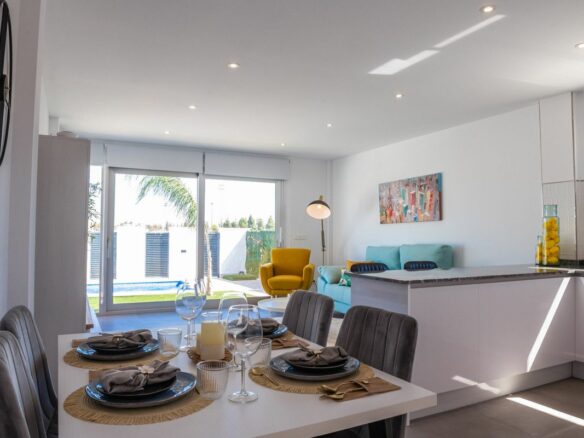 Villa Of 106 M² In Los Alcázares, Spain