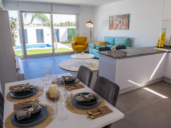 Villa Of 106 M² In Los Alcázares, Spain