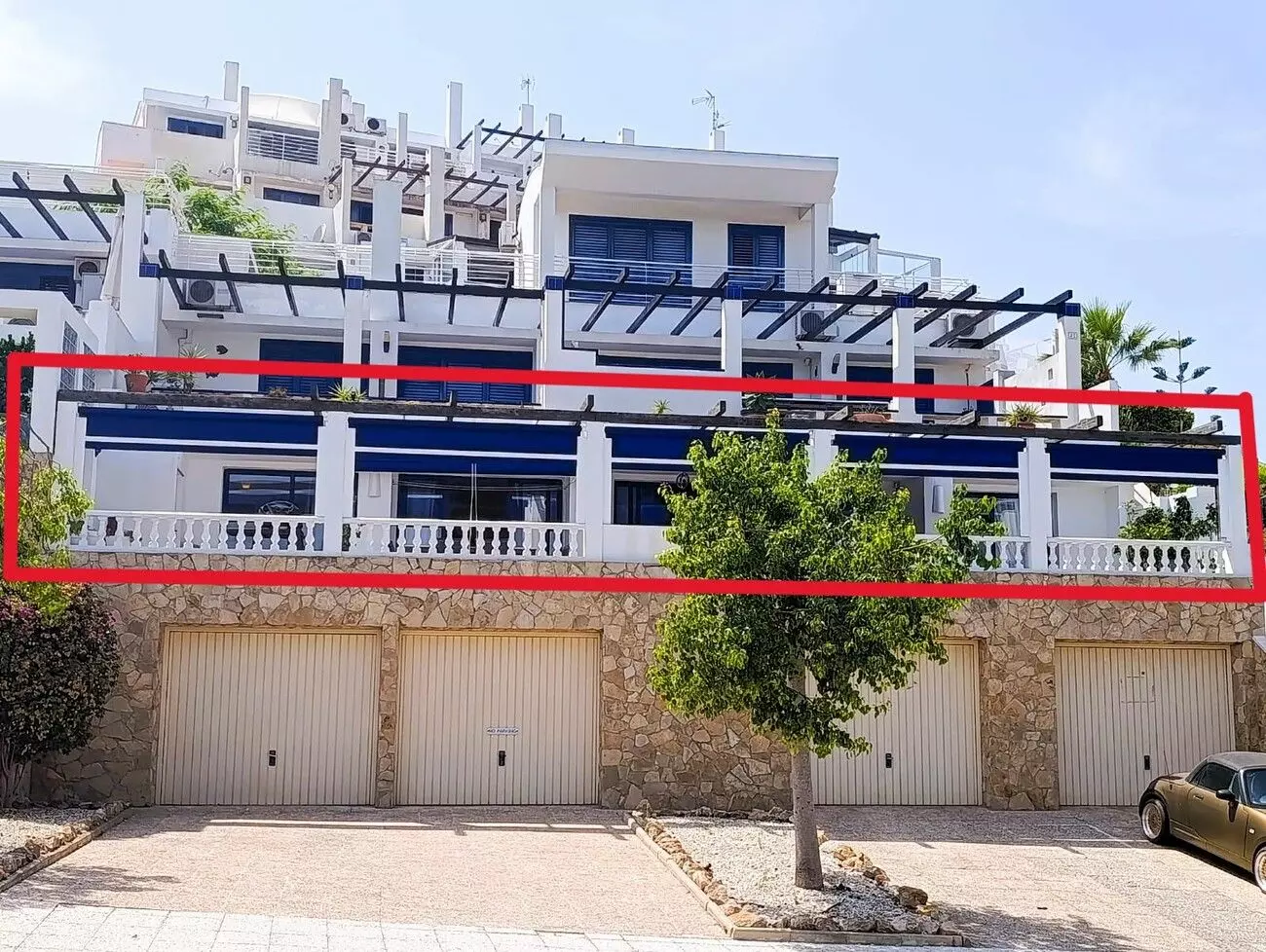 Apartment Of 90 M² In Orihuela Costa, Spain