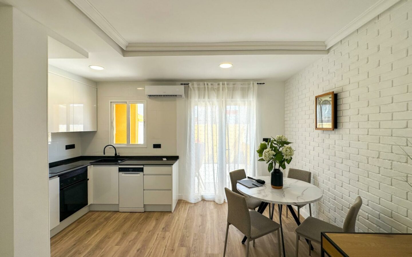 House Of 86 M² In Orihuela Costa, Spain