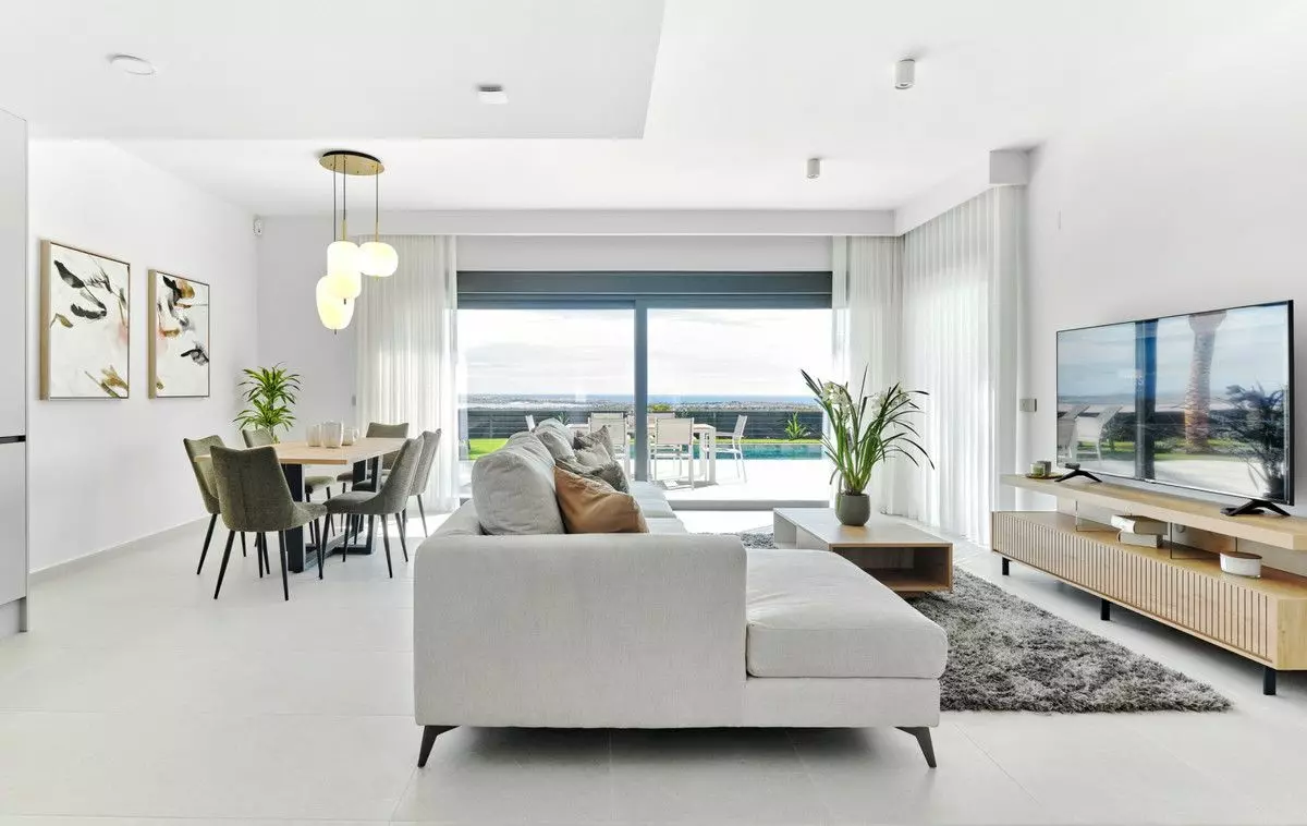Villa Of 237 M² In San Miguel De Salinas