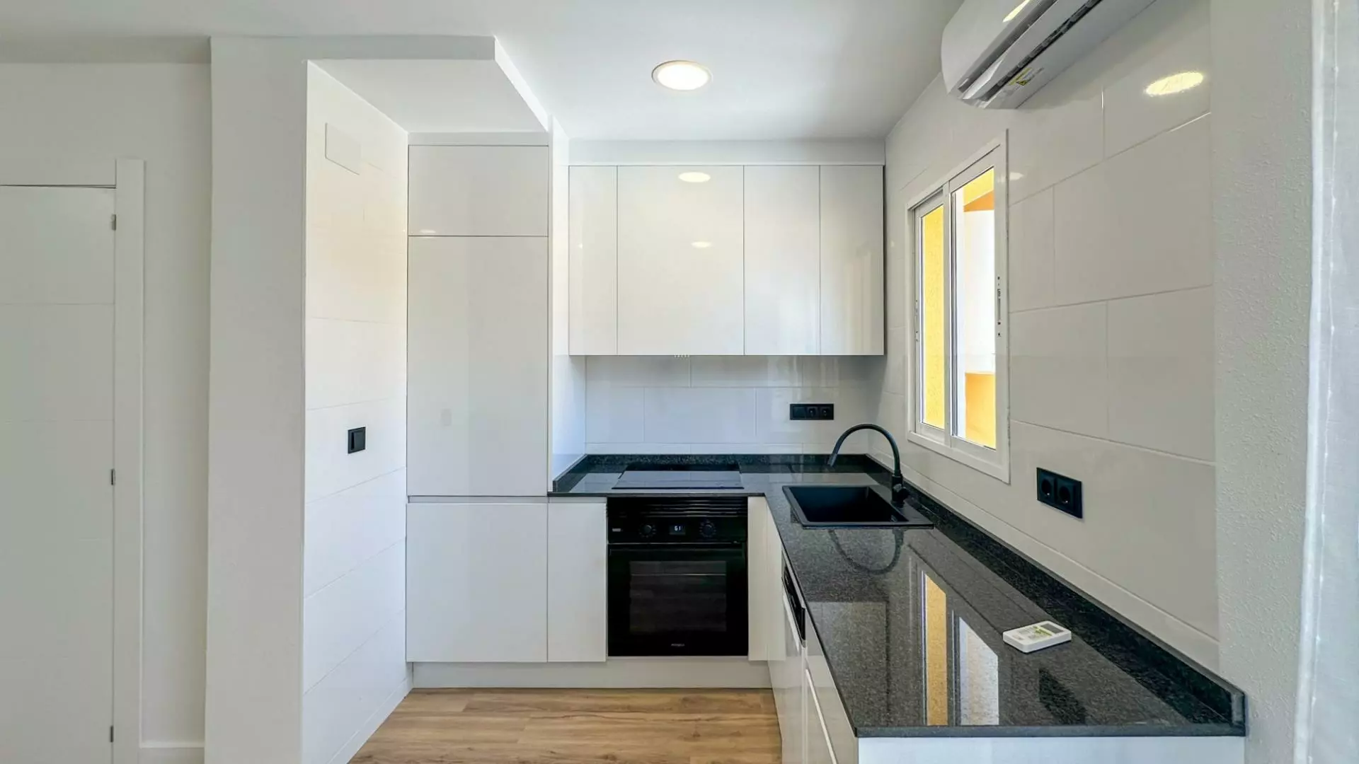 House Of 86 M² In Orihuela Costa, Spain