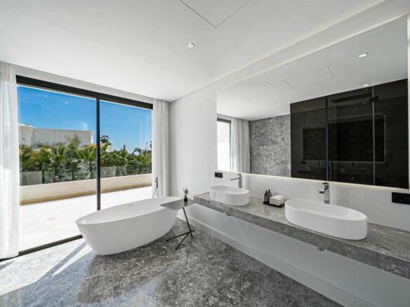 Villa Of 647 M² In Marbella, Spain