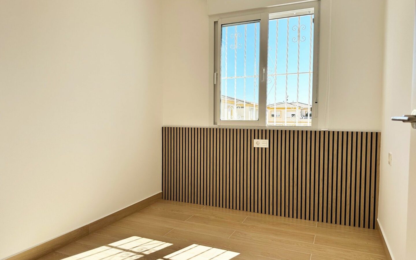 Apartment Of 50 M² In Orihuela Costa, Spain