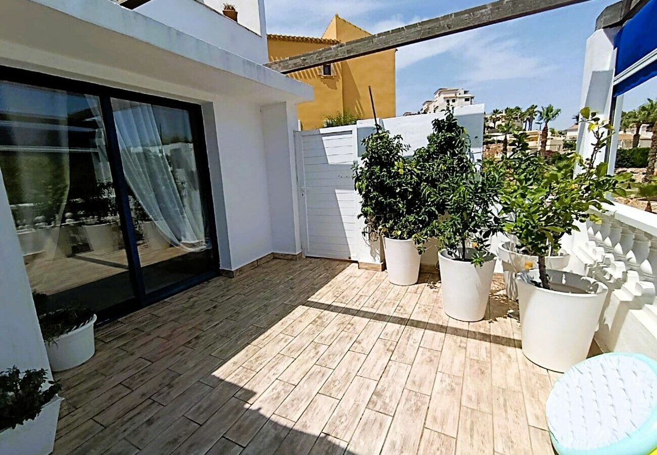Apartment Of 90 M² In Orihuela Costa, Spain