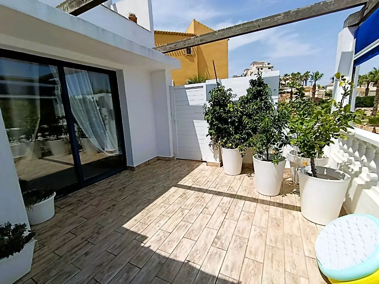 Apartment Of 90 M² In Orihuela Costa, Spain