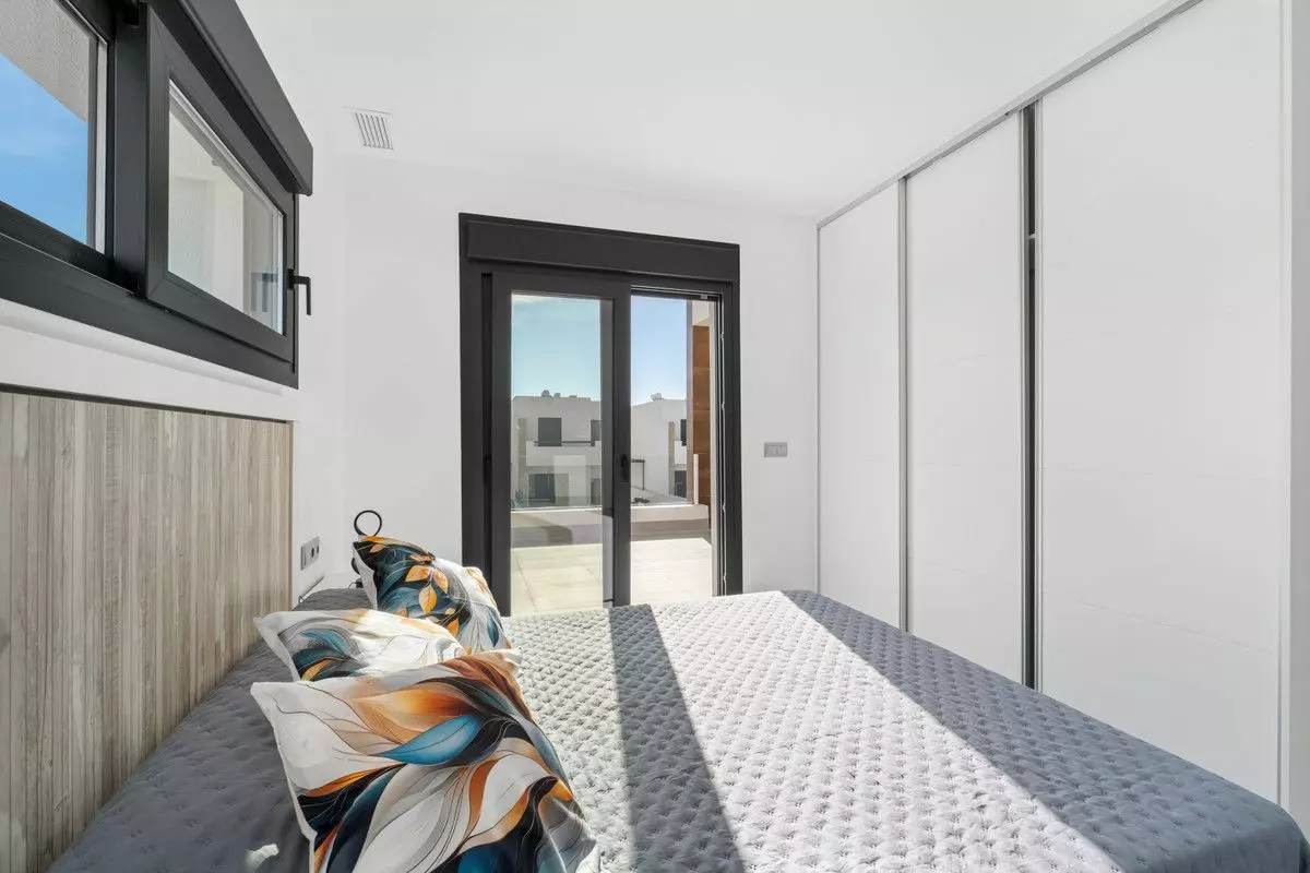 Villa Of 97 M² In Daya Nueva, Spain