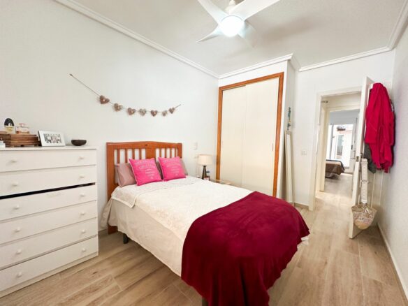 2-bedroom Apartment In Torrevieja, Spain (64 M²)