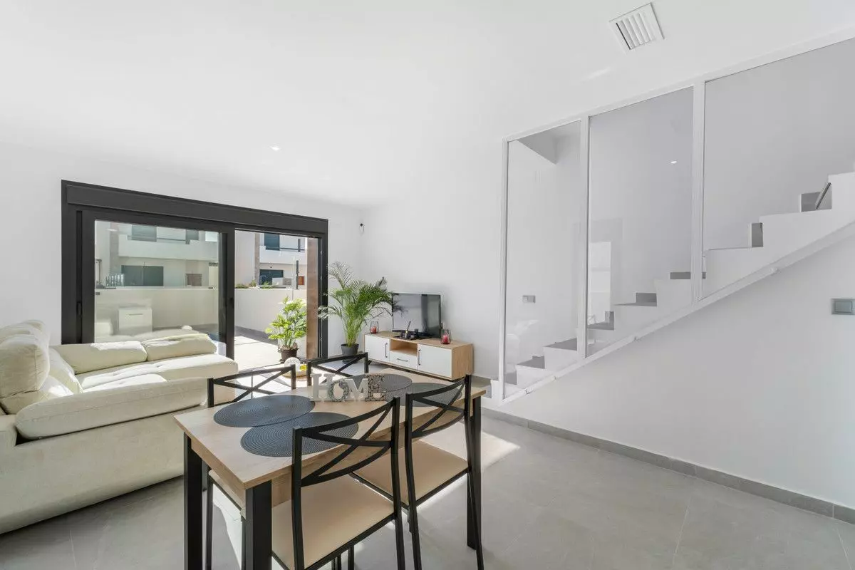 Villa Of 97 M² In Daya Nueva, Spain