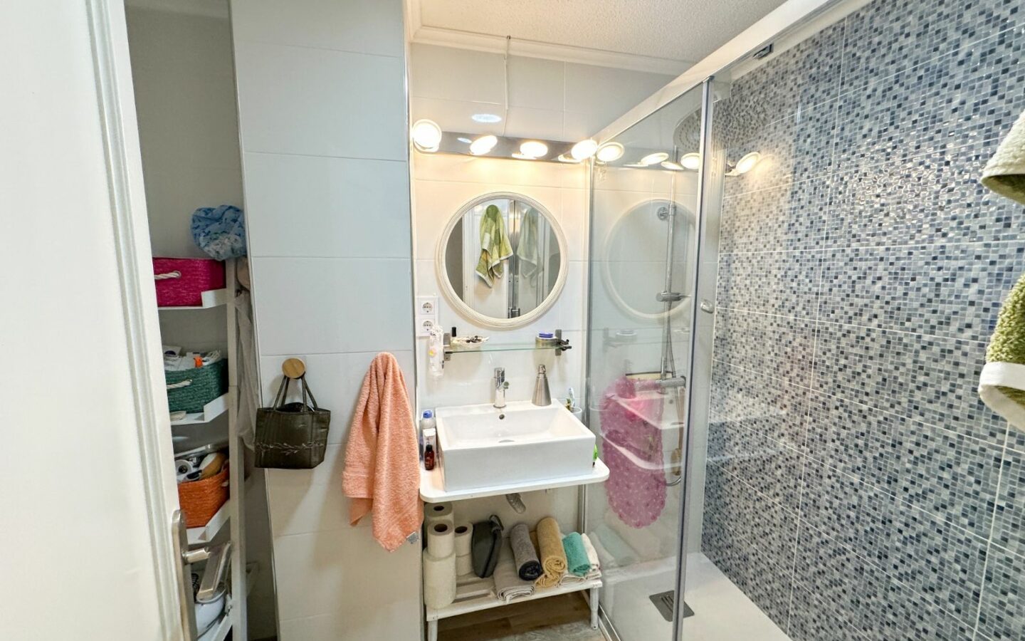 2-bedroom Apartment In Torrevieja, Spain (64 M²)