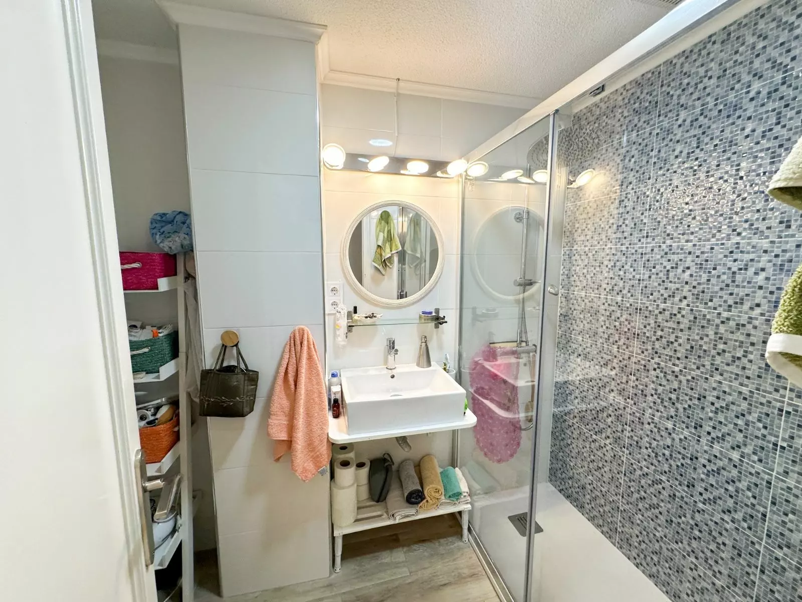 2-bedroom Apartment In Torrevieja, Spain (64 M²)