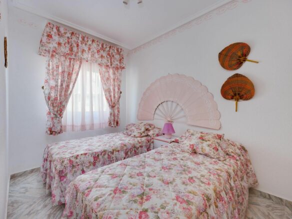 Apartment Of 70 M² In Torrevieja, Spain