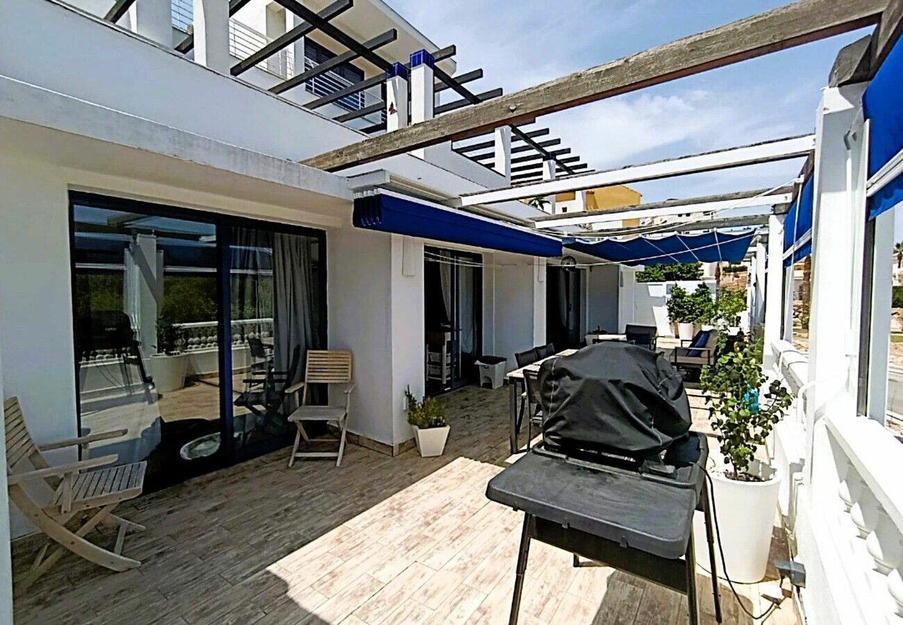 Apartment Of 90 M² In Orihuela Costa, Spain