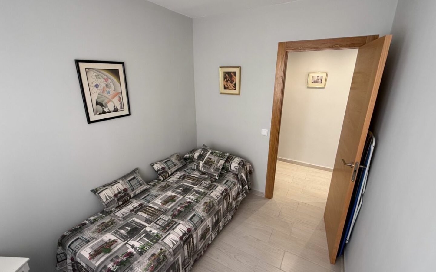 Apartment Of 86 M² In Torrevieja, Spain