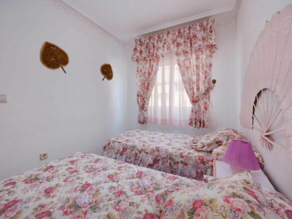 Apartment Of 70 M² In Torrevieja, Spain