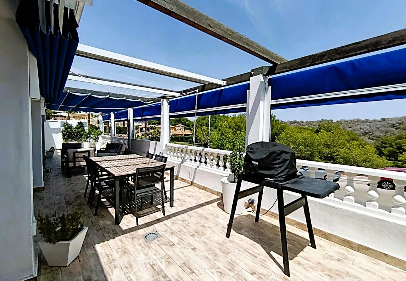 Apartment Of 90 M² In Orihuela Costa, Spain
