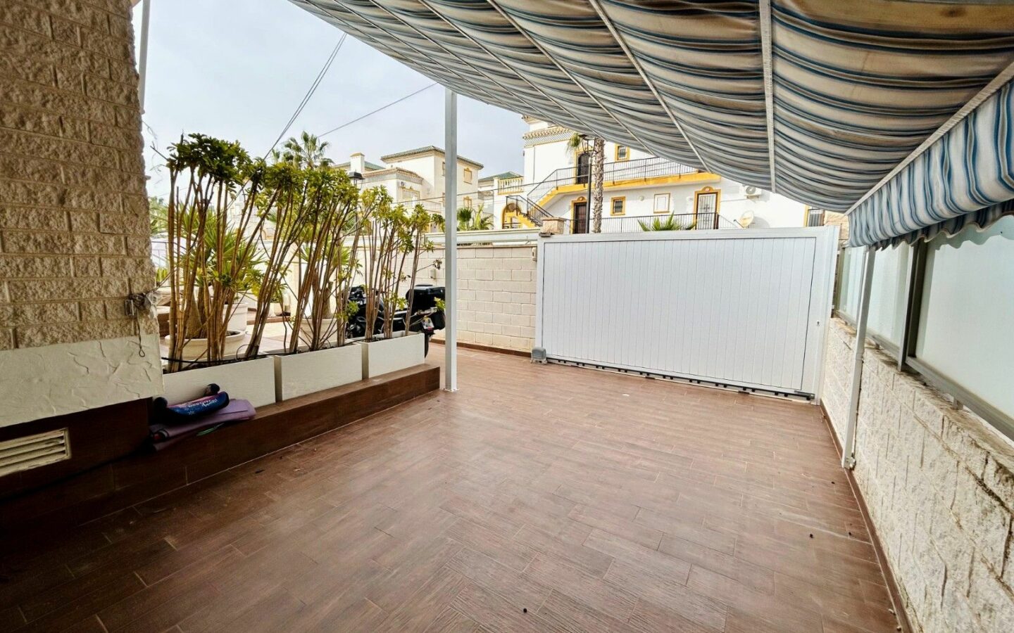 5-bedroom Villa In Torrevieja, Spain (469 M²)