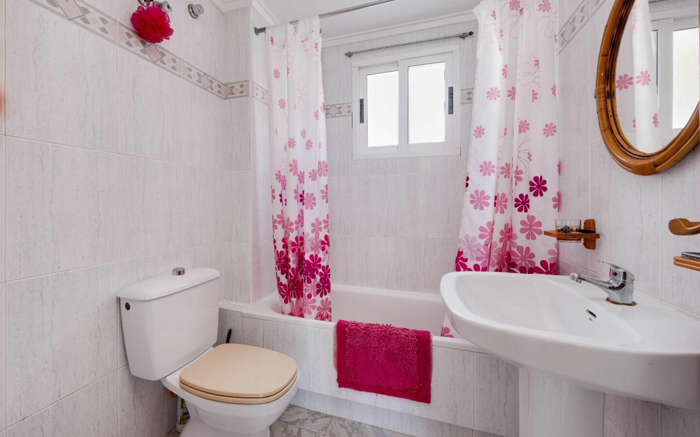 Apartment Of 70 M² In Torrevieja, Spain