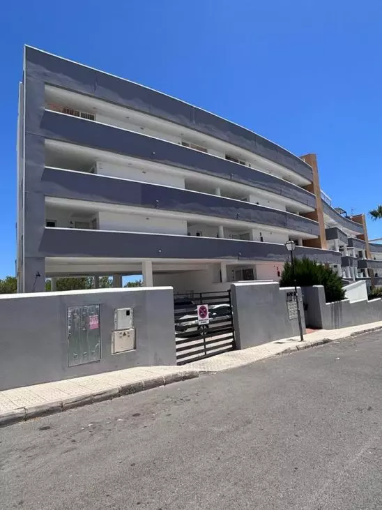 Apartment Of 75 M² In Orihuela Costa, Spain