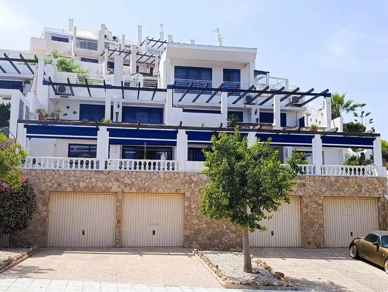 Apartment Of 90 M² In Orihuela Costa, Spain