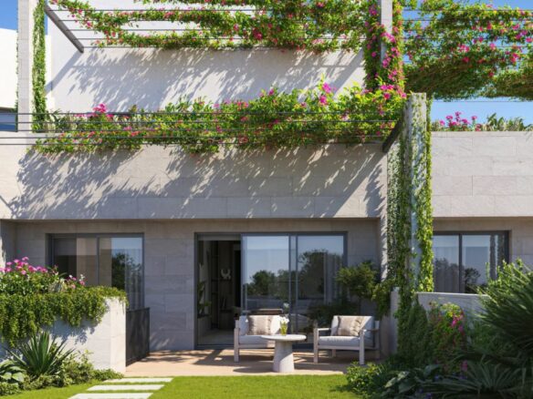 Apartment Of 134 M² With Sea View In Estepona