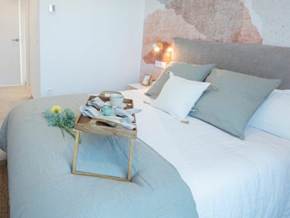 Villa Of 100 M² In Santiago De La Ribera, Spain