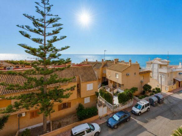 Apartment Of 70 M² In Torrevieja, Spain
