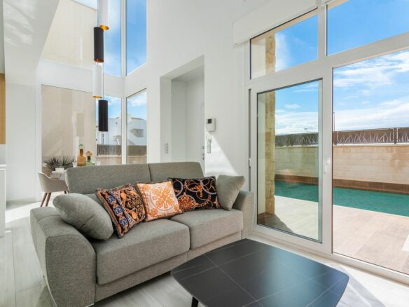 Villa Of 109 M² In Rojales, Spain