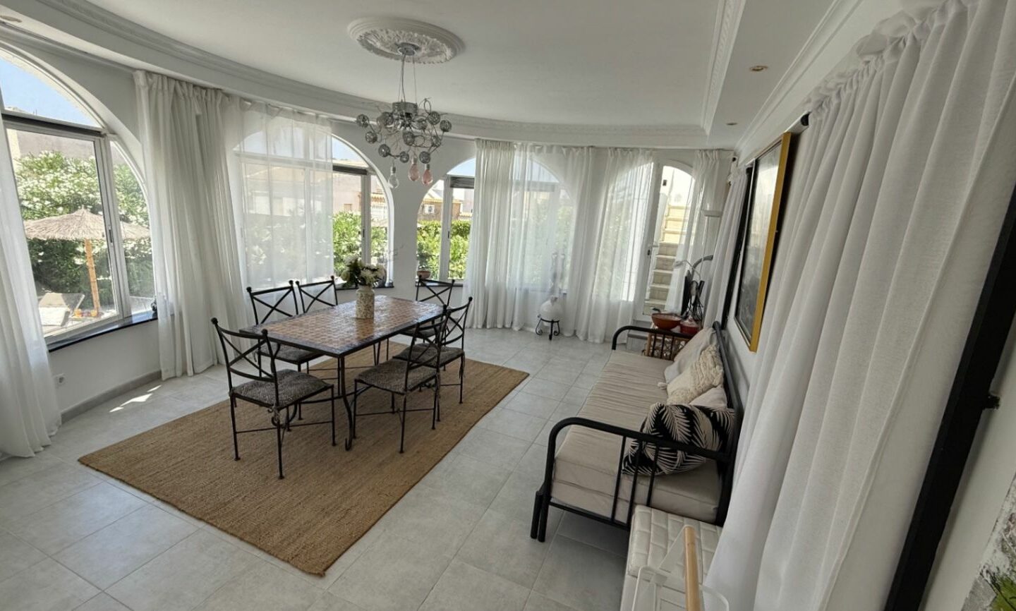 Villa Of 151 M² In Torrevieja, Spain