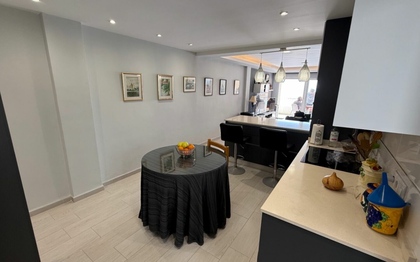 Apartment Of 86 M² In Torrevieja, Spain