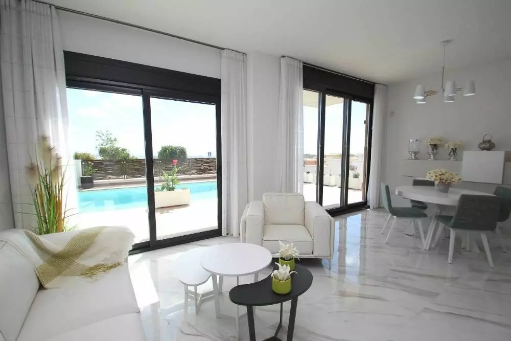 Villa Of 135 M² In San Miguel De Salinas