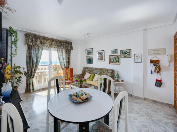 Apartment Of 70 M² In Torrevieja, Spain