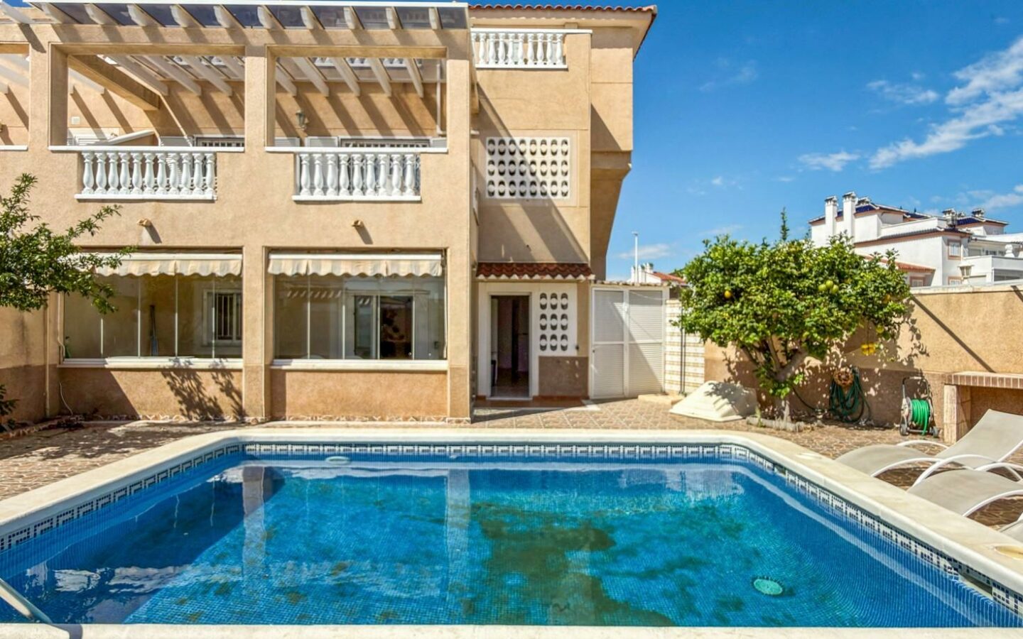 Apartment Of 102 M² In Orihuela Costa, Spain
