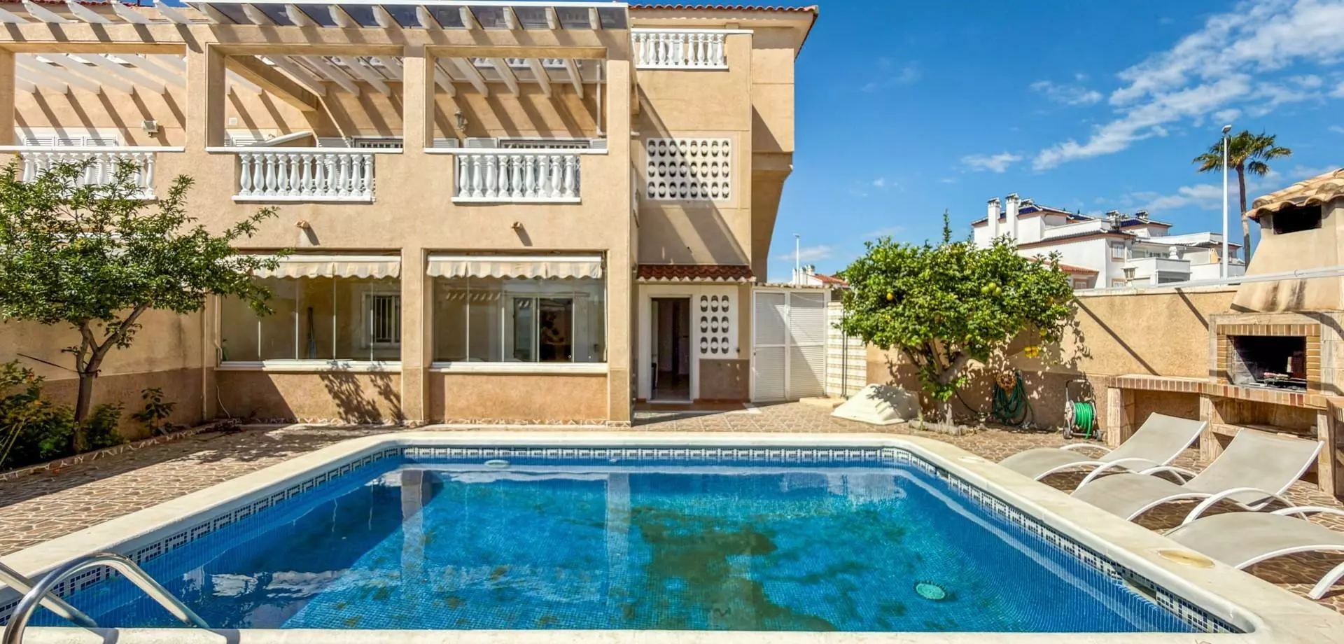 Apartment Of 102 M² In Orihuela Costa, Spain