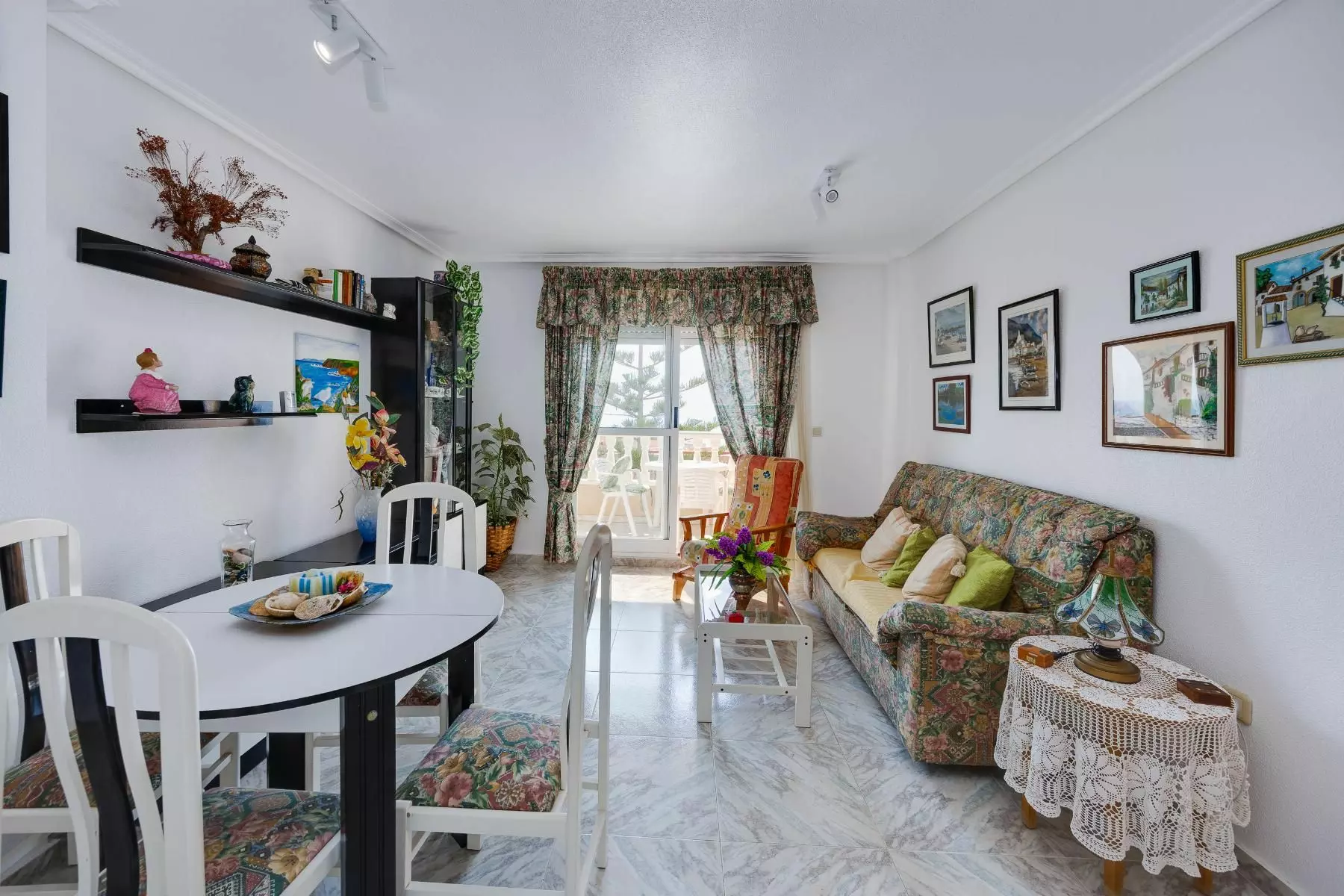 Apartment Of 70 M² In Torrevieja, Spain
