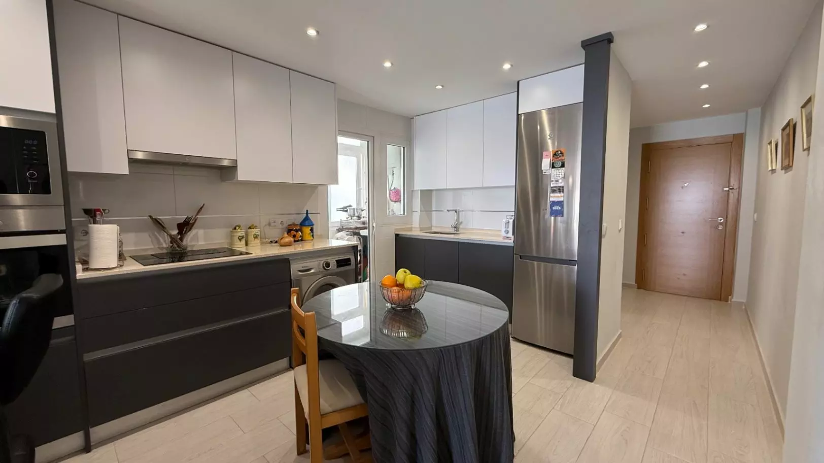 Apartment Of 86 M² In Torrevieja, Spain