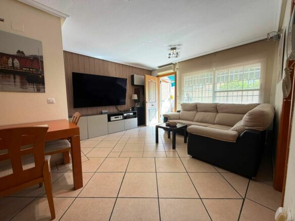 3-bedroom Quad House In Torrevieja, Spain (150 M²)