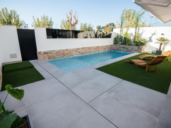 Villa Of 100 M² In Santiago De La Ribera, Spain