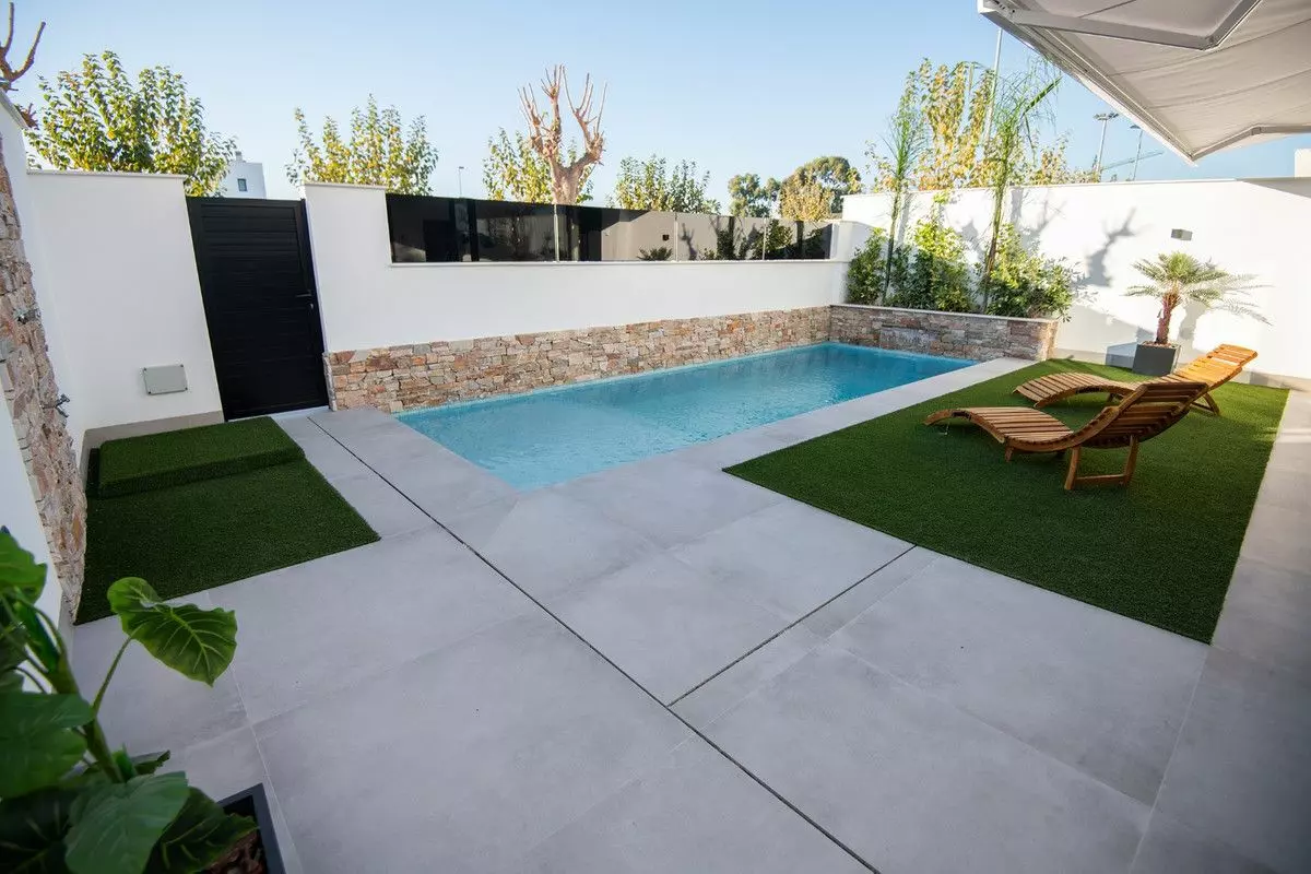 Villa Of 100 M² In Santiago De La Ribera, Spain