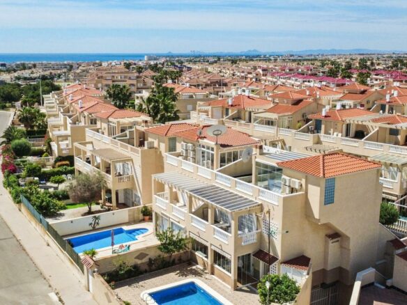 Apartment Of 102 M² In Orihuela Costa, Spain