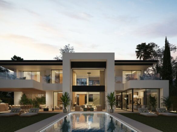 Villa Of 582 M² In Estepona, Spain