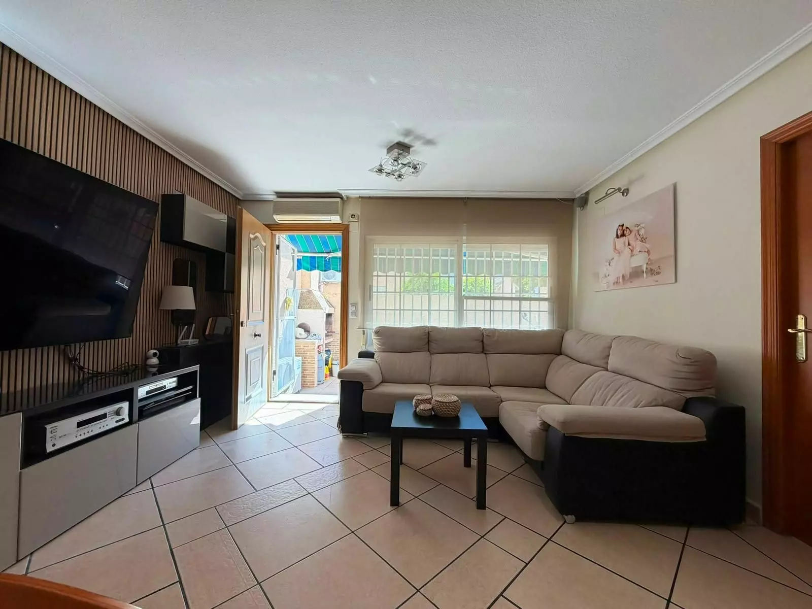Chalet Of 150 M² In Torrevieja, Spain