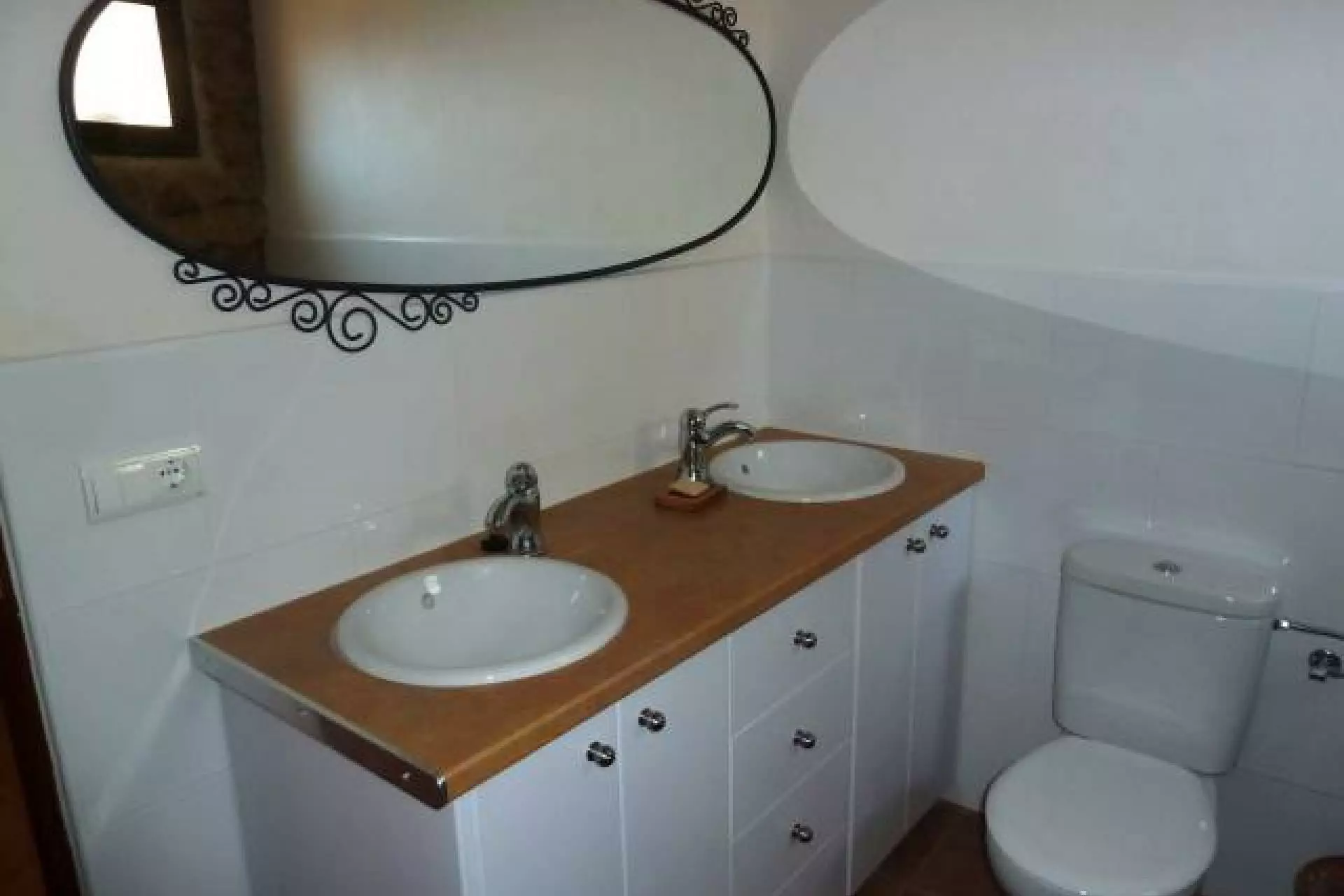 4-bedroom Semi In Murcia, Spain (189 M²)