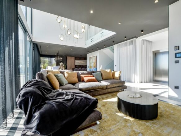 7-bedroom Villa In Finestrat, Spain (998 M²)