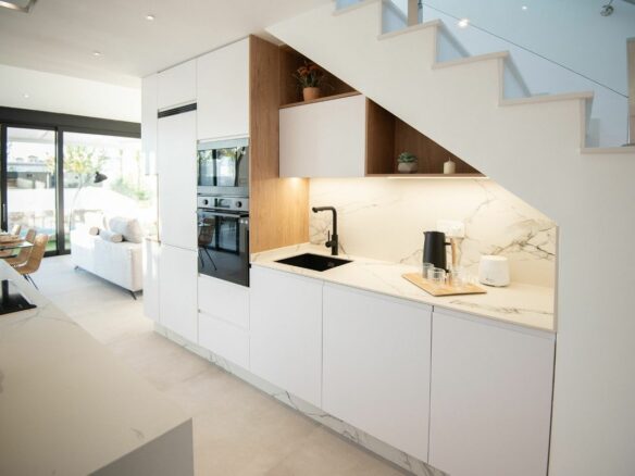 Villa Of 100 M² In Santiago De La Ribera, Spain